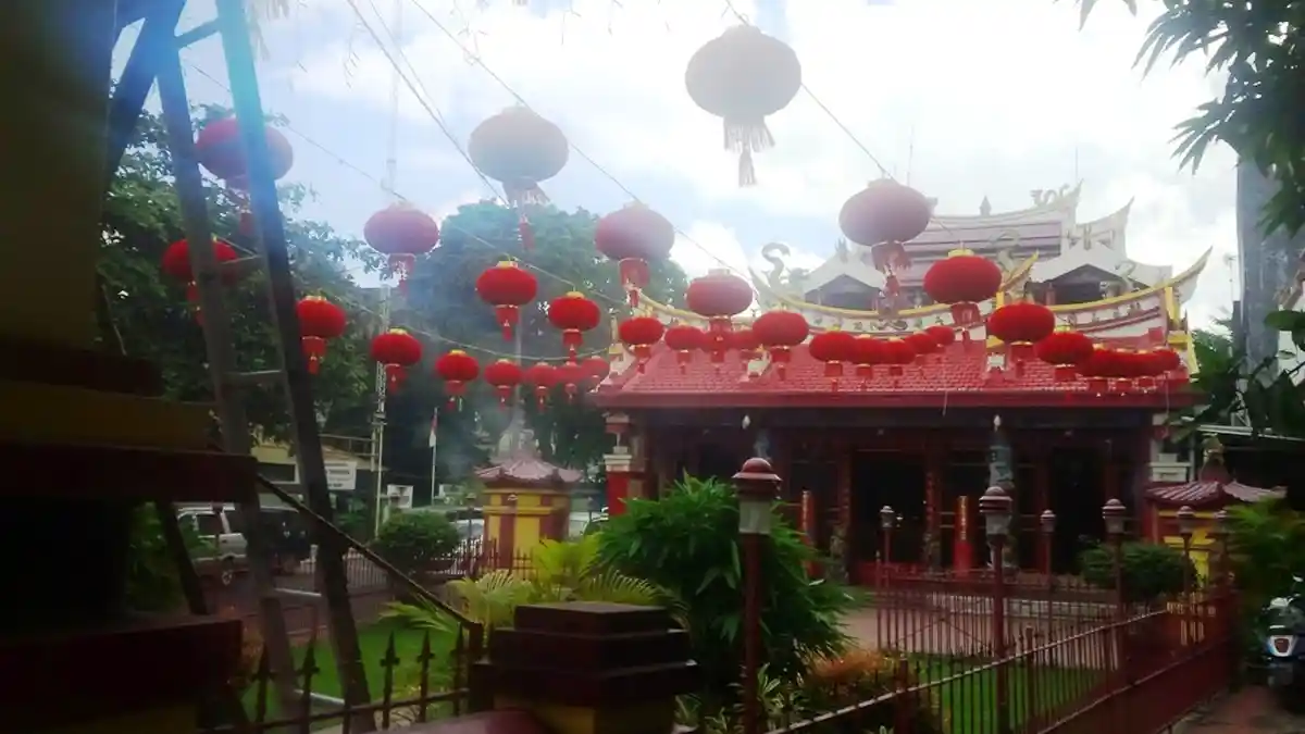 Lampion dan Harapan Indonesia Bebas Terorisme