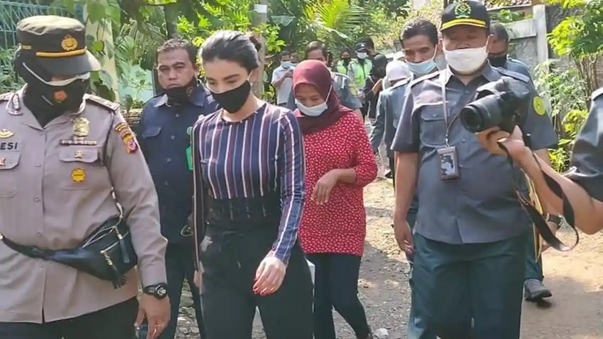 Datangi Rumah Atalarik Syach, Eksekutor Sebut Tsania Marwa Belum Bertemu Anak: Kuncinya Tidak Ada