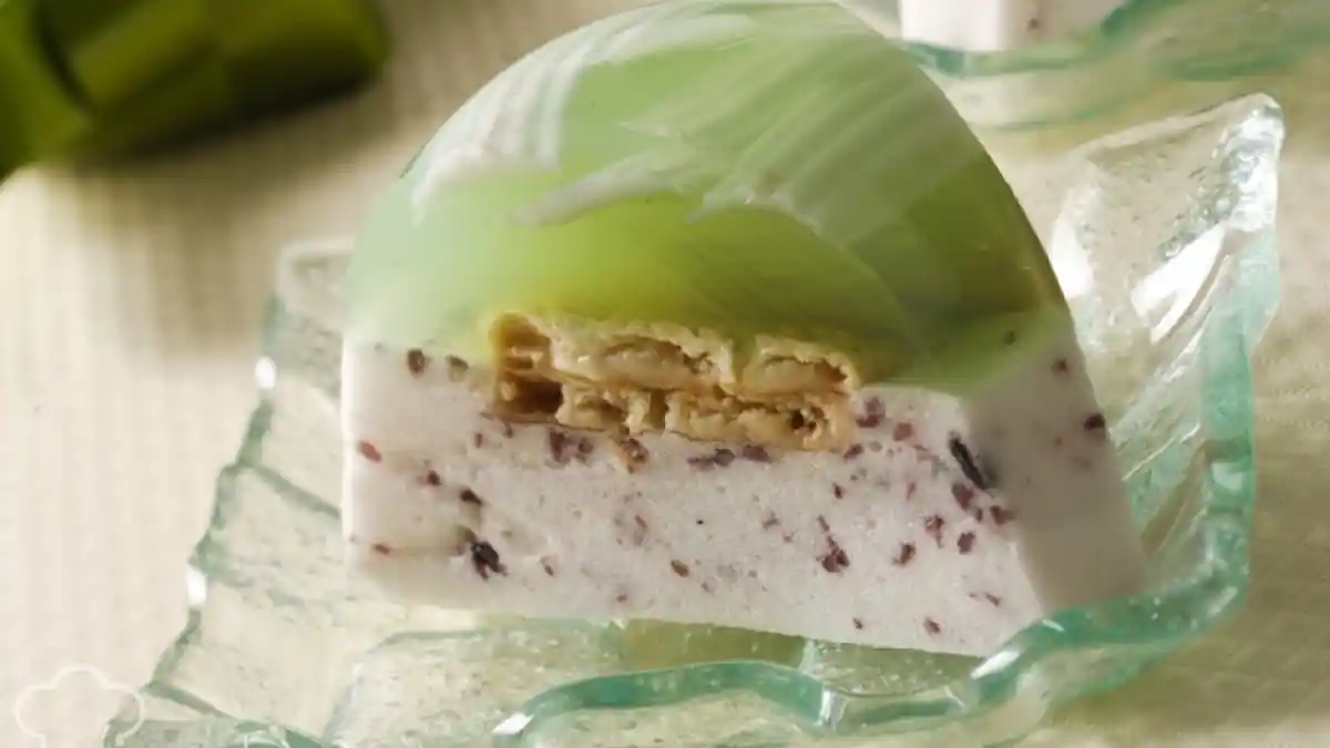 Cuaca Panas Coba Segarkan dengan Puding Kelapa Tape Biskuit, Membuatnya Pun Mudah