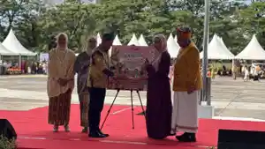 20260502-renaldi-louncing-buku-2.jpg
