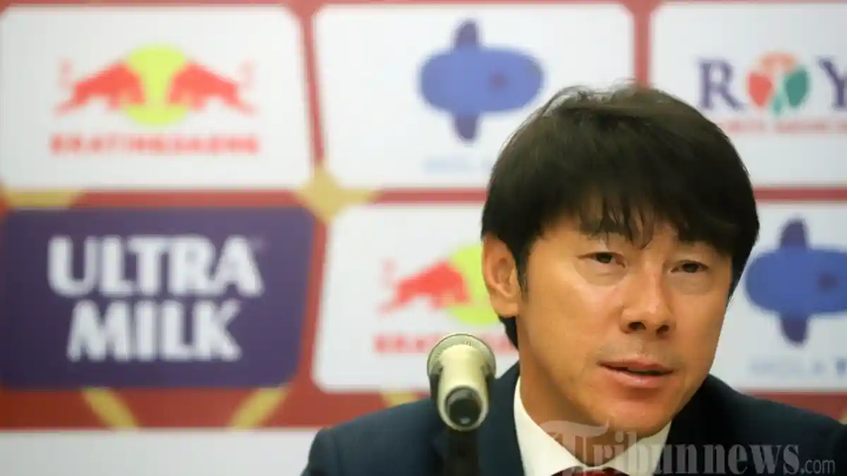 Heboh Bus Coach Shin Tae-yong Dicegat Supporter, Ini yang Kemudian Terjadi