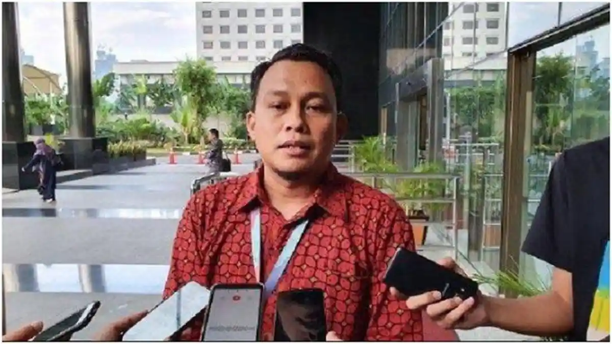 KPK Kembali Periksa Kepala BPKAD Sumsel Ahmad Mukhlis, Dugaan Kasus Korupsi PT SMS