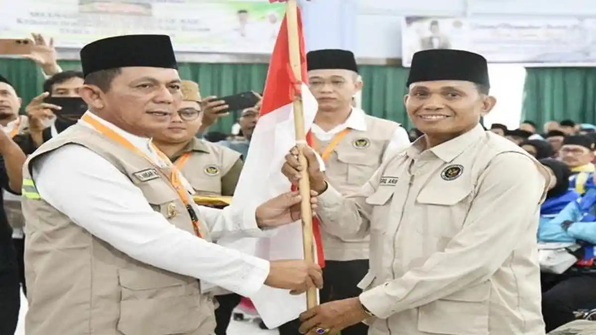 Ansar Lepas Kloter Pertama Haji Embarkasi Batam, Pesan Jaga Kesehatan dan Nama Baik Daerah