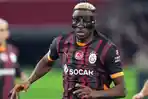 Pemain-Galatasaray-Victor-Osimhen-saat-melawa.jpg