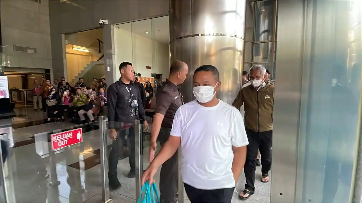 UPDATE OTT Gubernur Riau oleh KPK: Dugaan Suap Proyek Daerah