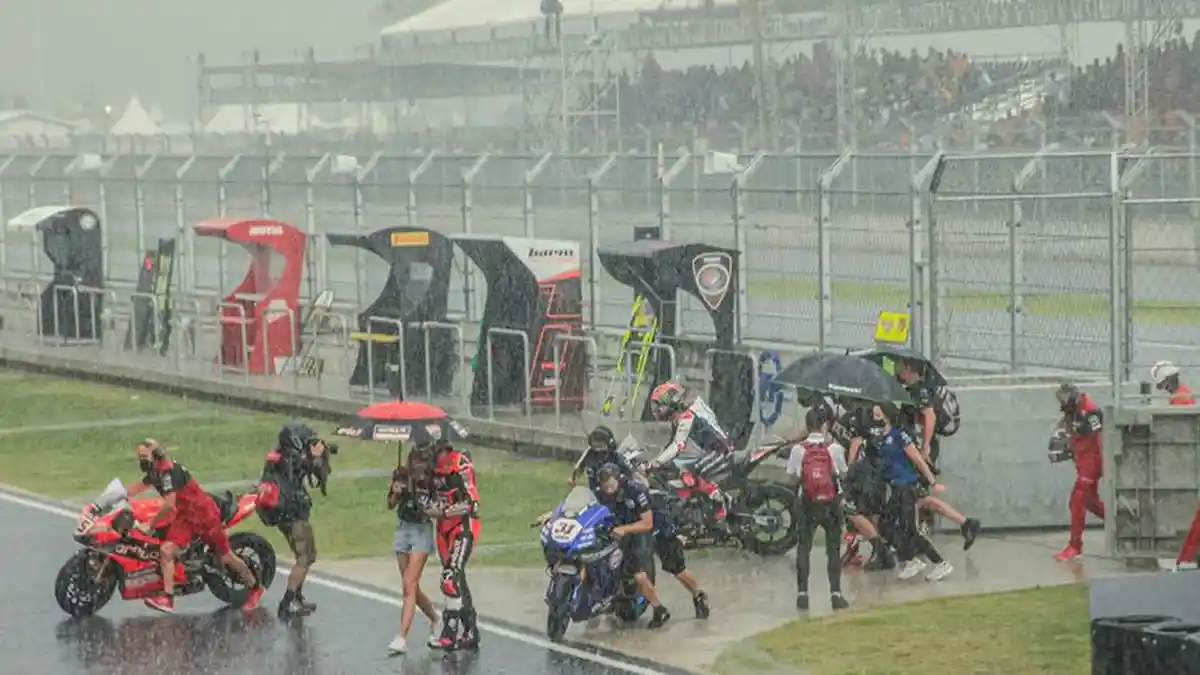 Pria Ini Ungkap Pengalamannya Jadi Marshal WSBK di Mandalika, Ungkap Tes yang Harus Dilalui