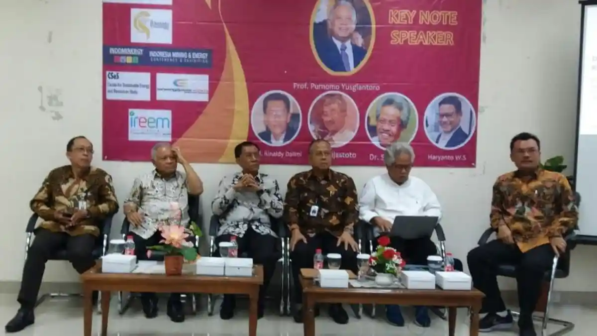 Nuklir Dianggap Bukan Solusi Terbaik Sumber Energi