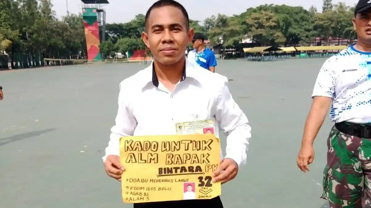 Kapendam Udayana: Joni Pemanjat Tiang Bendera Dinyatakan Lulus Menjadi Bintara TNI AD