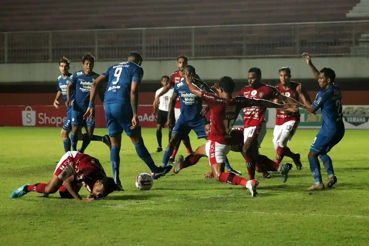 LIVE Streaming Indosiar Persib vs Persiraja Piala Menpora 2021