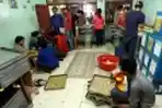 Geliat Sentra Kue Lebaran Kwitang