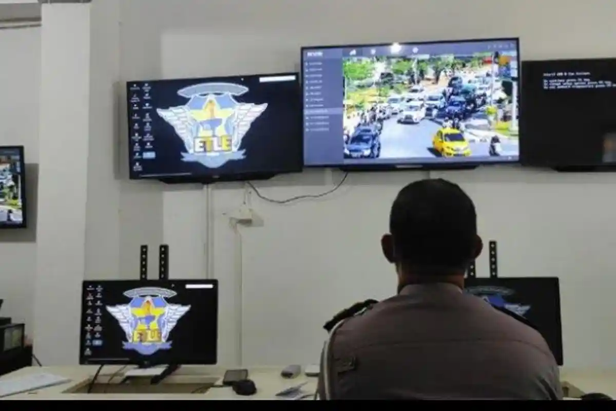 Hapus Tilang Manual, Polri Berlakukan Tilang Elektronik Mulai Pekan Depan