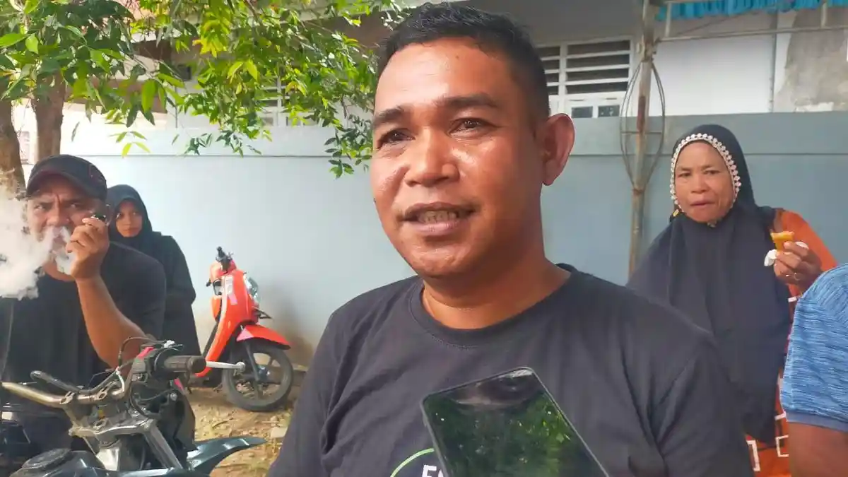 Salah Satu Partai di Tidore Paksa Agen Minyak Tanah Masuk Pengurus Ranting
