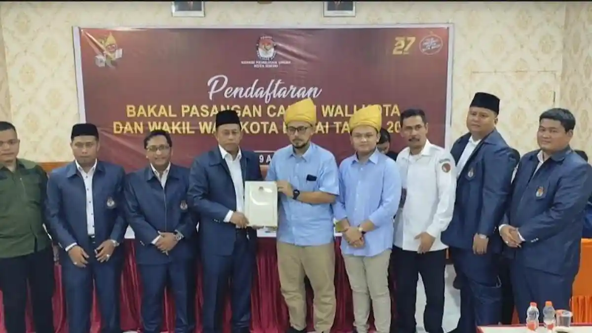 dr Donal Simanjuntak-Andri Alfisah Pasangan Kedua yang Mendaftar ke KPU Binjai