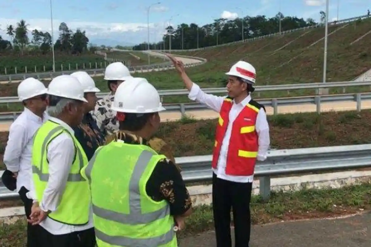 Tol Lampung Sejauh 140 Km Sudah Bisa Dilalui? Hutama Karya Beri Penjelasan Termasuk Tarif Tol