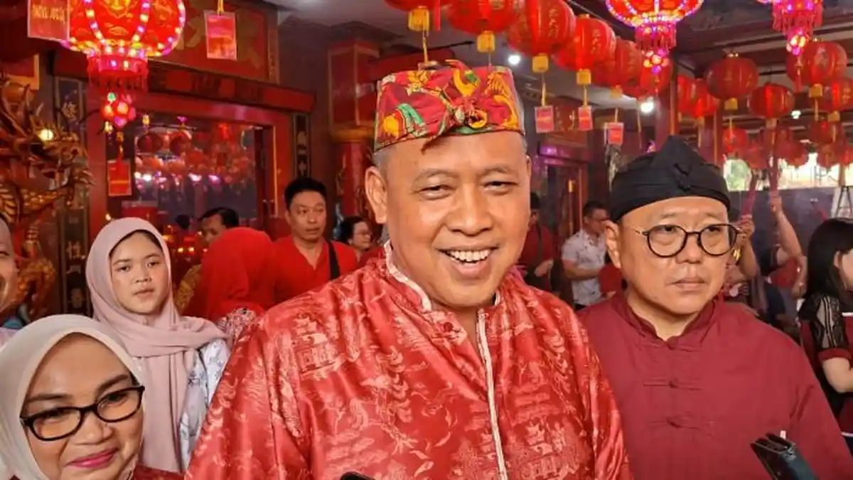 Imlek 2026, Tri Adhianto Berharap Perbaikan Jalan Rusak Segera Rampung