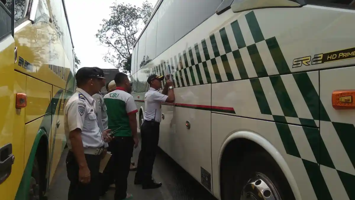 Pemprov DKI Bakal Beri Bantuan Sopir Bus AKAP Terdampak Larangan Mudik Lebaran