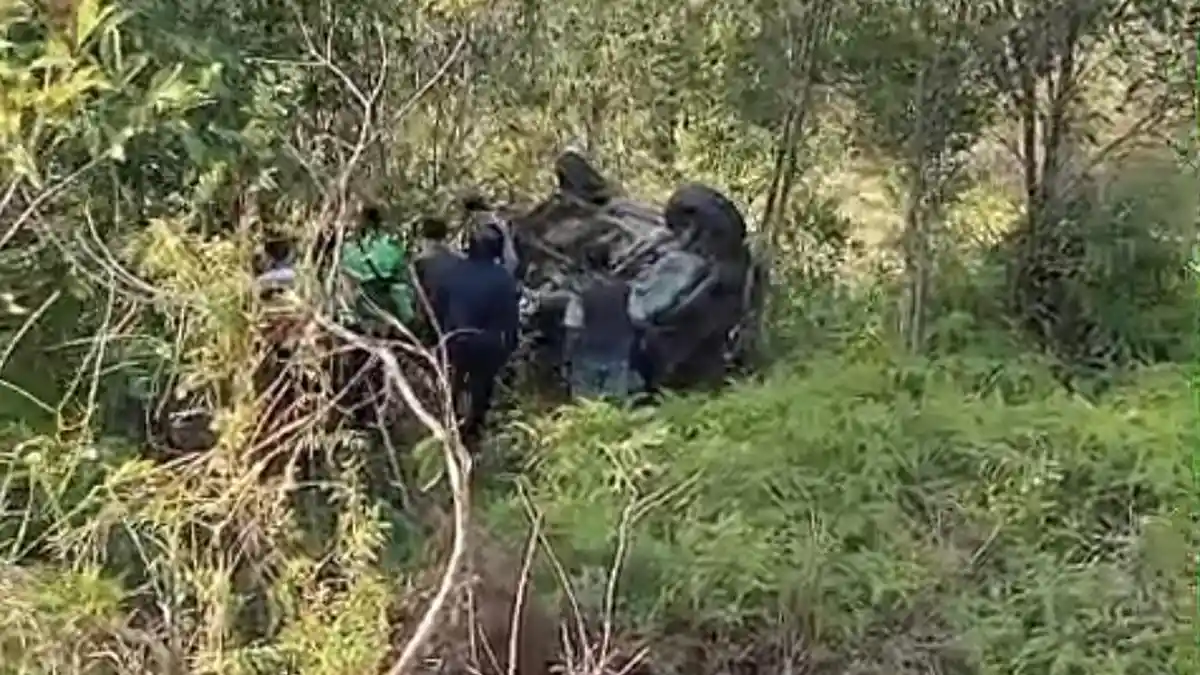 Kecelakaan di Bintan Viral di Medsos, Mobil Terbalik Tewaskan Dua Prajurit TNI-AL