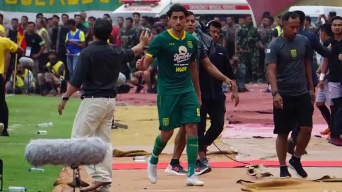 Pelatih Persija Kecam Aksi Selebrasi Provokatif Mahmoud Eid