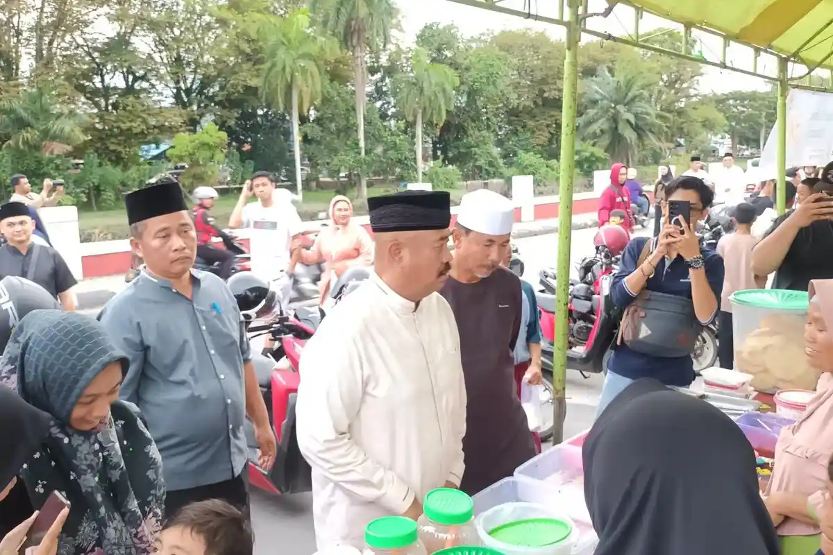 Color Full Lorong Pasar Ramadhan di Tenggarong Kukar, Libatkan 100 Pedagang UMKM