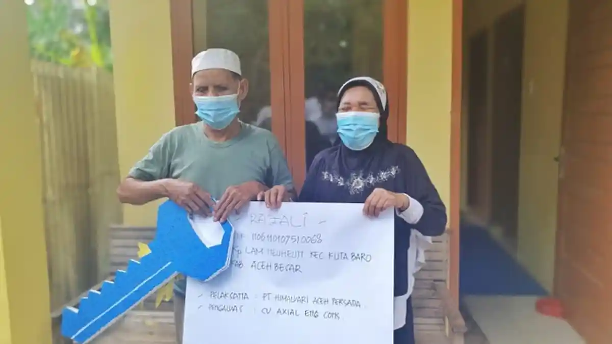 Bahagianya Razali dan Nur Aini, Pasangan Tunanetra Dapat Rumah Gratis Pemerintah Aceh