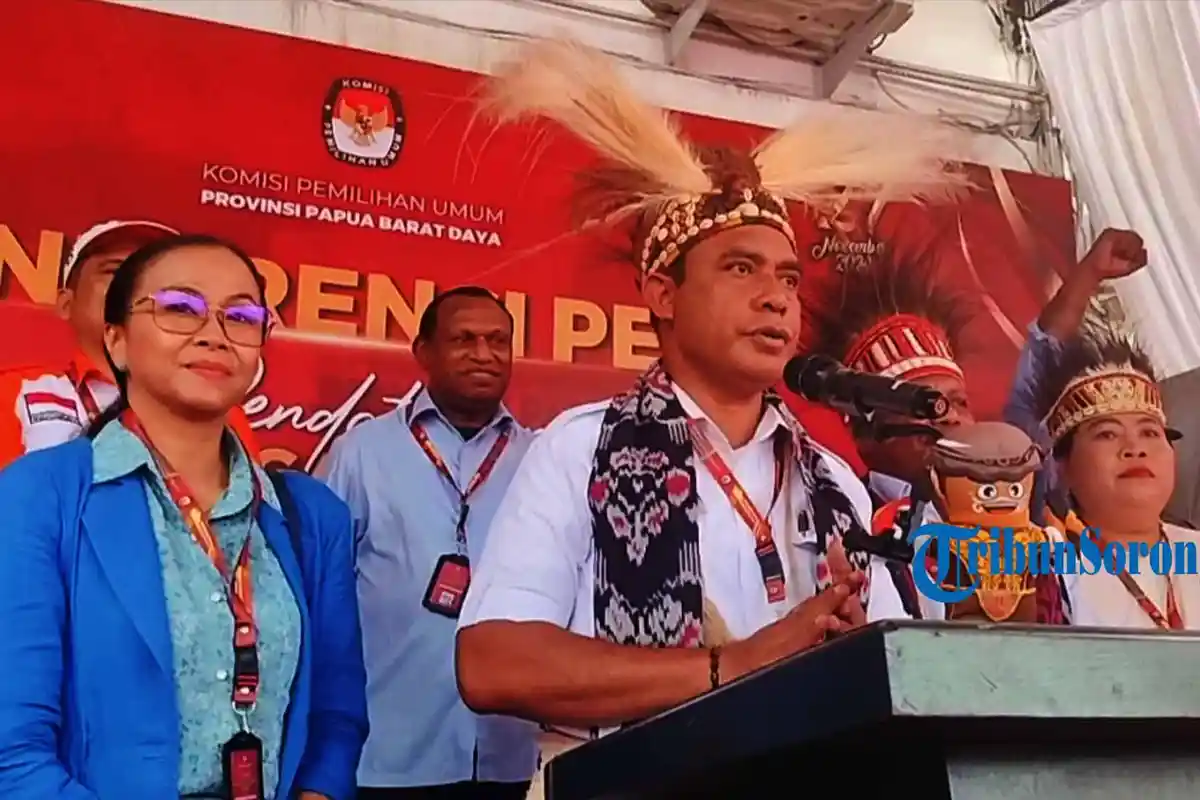 Daftar ke KPU PBD, Paslon ARUS Bawa Persyaratan Lengkap, Imbau Jaga Kedamaian dan Toleransi