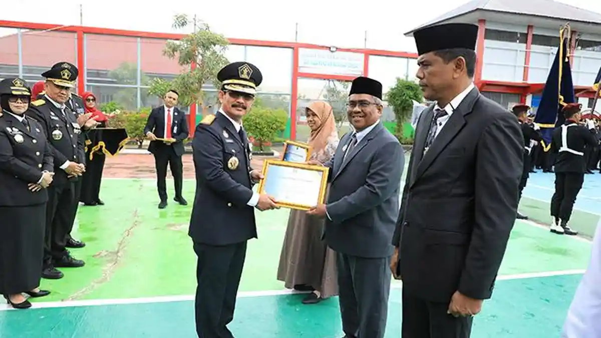Pj Mahyuzar Terima Penghargaan Indeks Reformasi Hukum dari Kemenkumham Aceh
