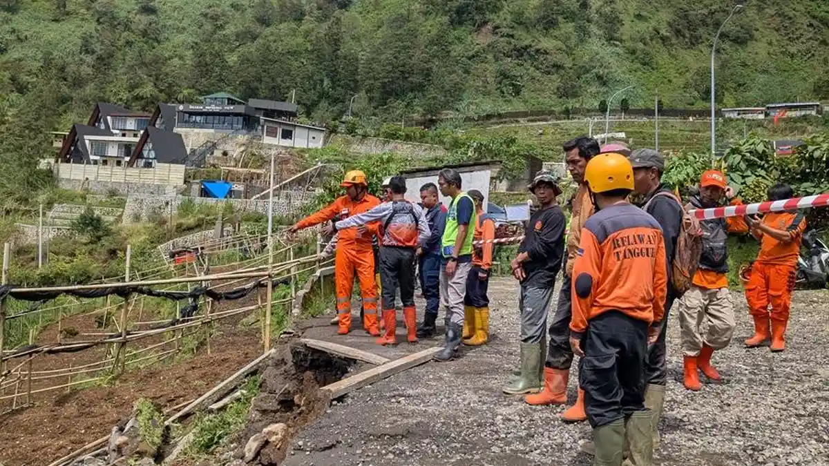 Tersisa 2 Motor Lagi, Terbawa Longsor di Curug Sikarim Wonosobo