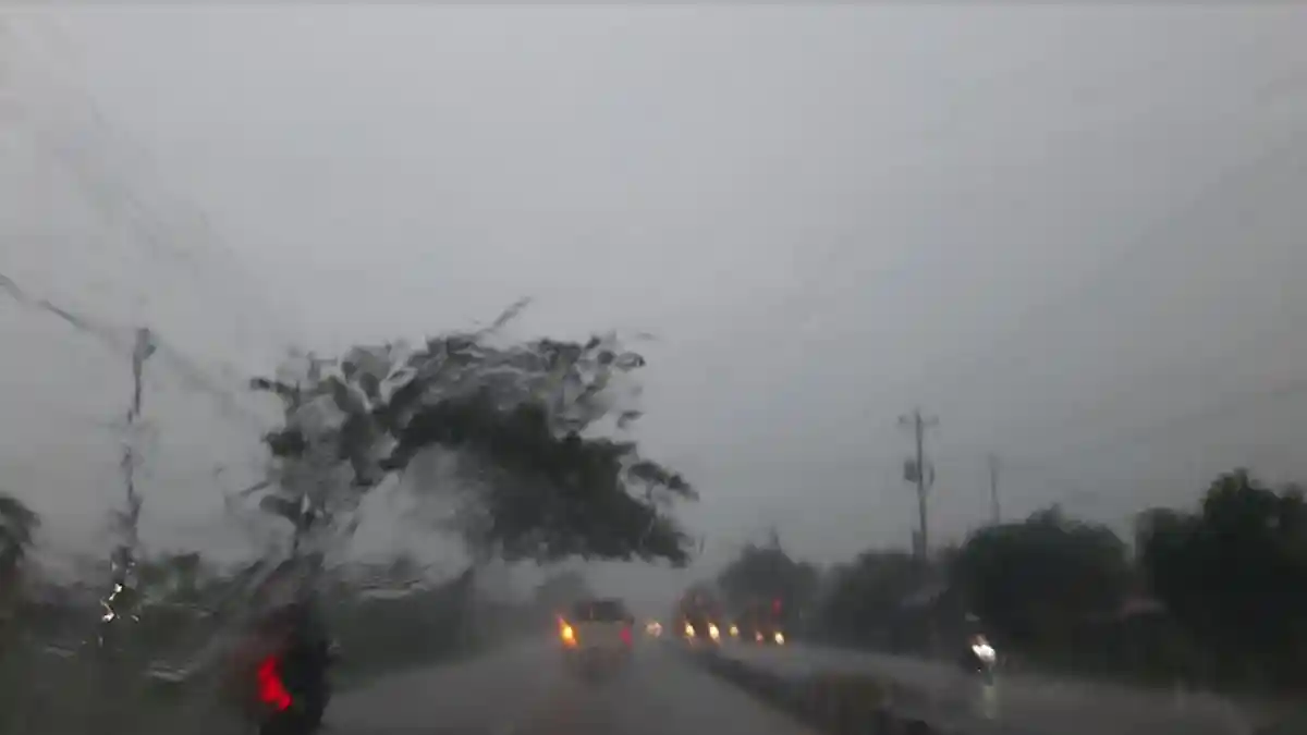 Hari Ini Waspada Hujan Ringan dan Hujan Lebat di Sebagian Wilayah Tegal Pada Sore Hingga Malam