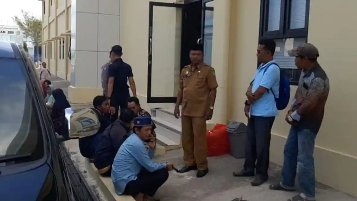Tabungan Siswa SDN di Sumenep Diduga Digelapkan, Wali Murid Laporkan Sekolah ke Polisi