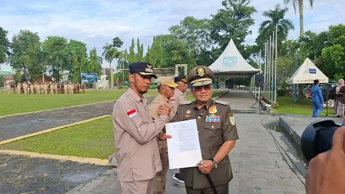 Satgas Tanggap Bahagia Dilepas, Maulana Tertibkan Sampah di Kota Jambi