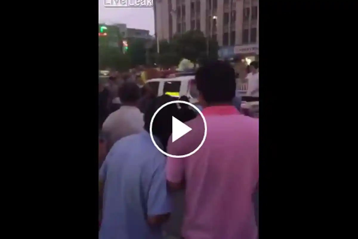 Gandeng Anak Orang dan Rebut Motor Pedagang, Pria Ini Digebuki Massa hingga Videonya Viral