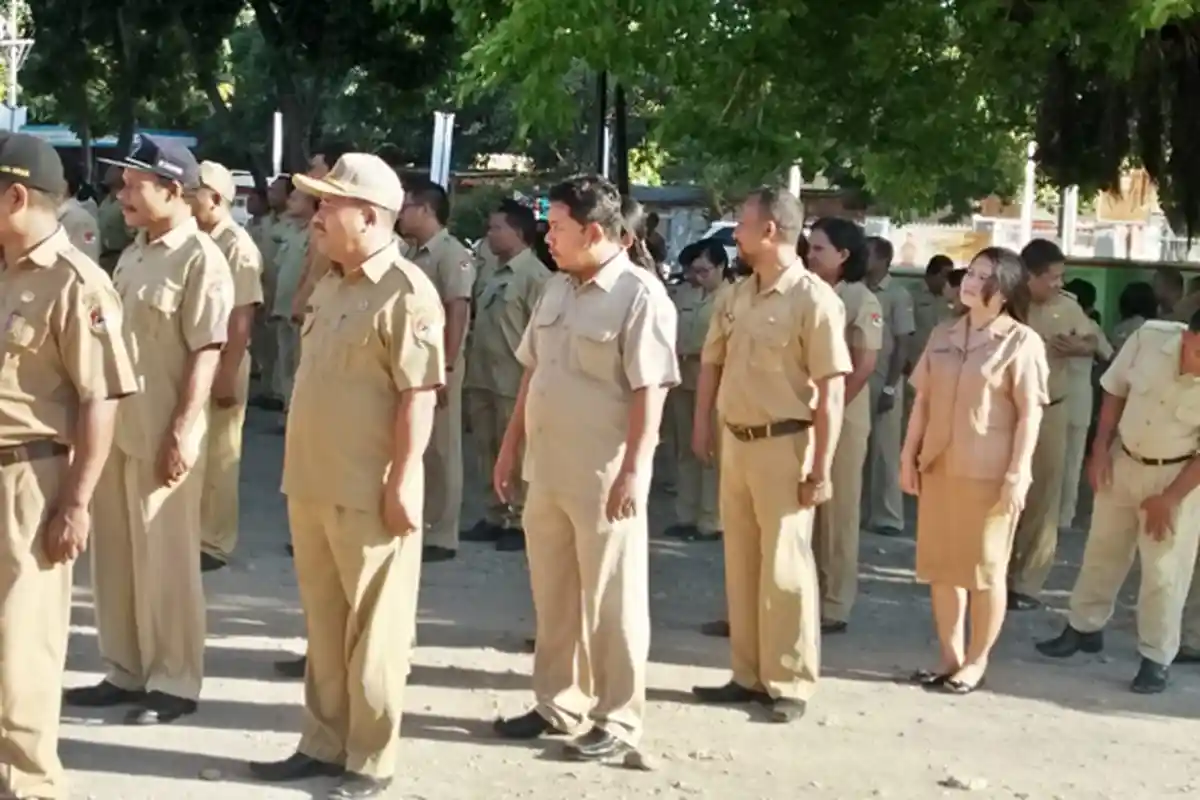 Kabar Gembira! Gaji Polisi, Tentara dan PNS Naik Lagi, Tahun Depan Gaji ASN Naik 5 Persen