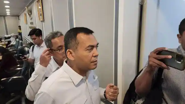 BREAKING NEWS: Buntut OTT Kepala Imigrasi Jakarta Barat, KPK Buru Wamen Imipas Silmy Karim
