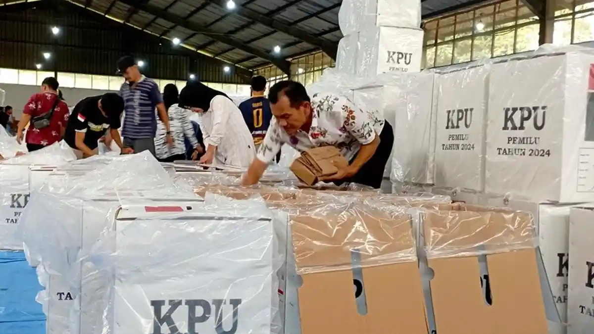 KPU Wonosobo Mulai Lakukan Setting dan Packing Logistik Pemilu 2024