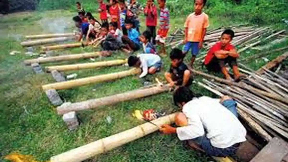 Meresahkan, Polisi Amankan Tiga Meriam Bambu