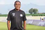 kas-hartadi-saat-melatih.jpg