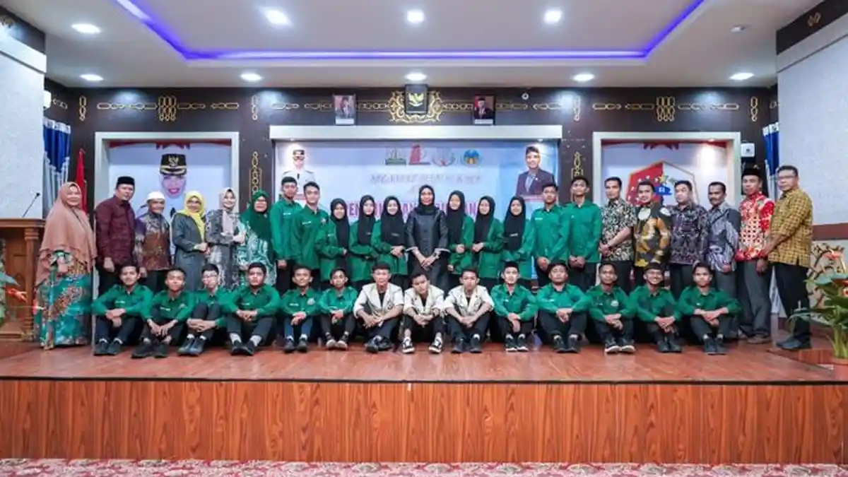 Pj Bupati Kukuhkan Forum Anak Nagan Raya, Ketua Dijabat Rahmad Dana