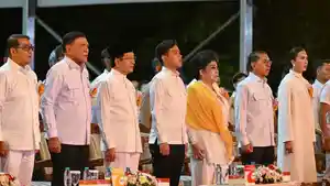 gibran-di-candi-borobudur-saat-hari-raya-waisak-2026.jpg