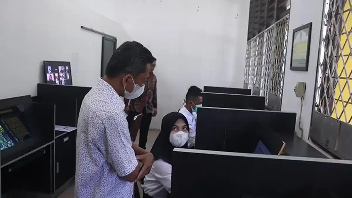 Calon Mahasiswa Asal Jawa Tengah Ikuti Ujian Masuk Kedokteran UISU