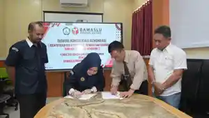 FH-Unkhair-bawaslu-malut.jpg
