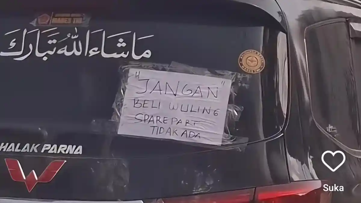Viral Wuling Confero S Melaju di Jalan Bertuliskan Spare Part Tidak Ada