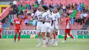 Laga-pekan-ke-32-Super-League-20252026-Semen-Padang-vs-Persik-Kediri-Jumat-852026.jpg