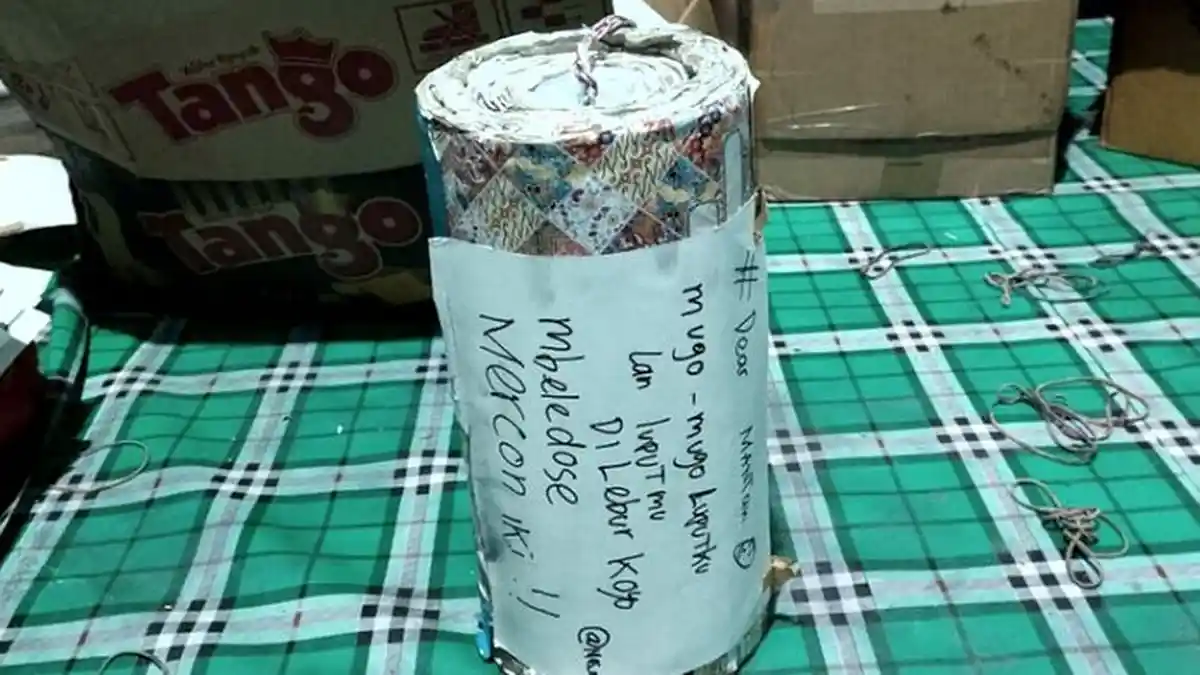 Bikin Geleng Kepala! Mercon Buatan 10 Pemuda di Blitar Ini Berdiameter 27 Cm, Ada Pesan untuk Mantan