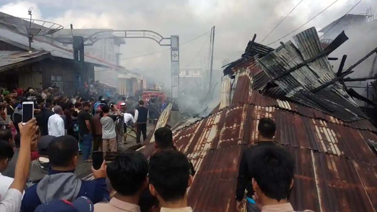 Dua Ruko di Simpang Tiga Redelong Bener Meriah Ludes Terbakar, Begini Kejadiannya