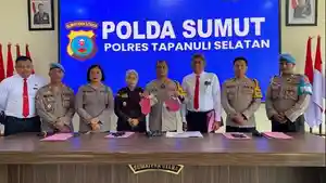 Polres-Tapanuli-Selatan-saat-melakukan-konferensi-pers-penangkapan-jaksa-muda.jpg