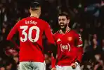 Penyerang-Manchester-United-Benjamin-Sesko-dan-Bruno-Fernandes.jpg