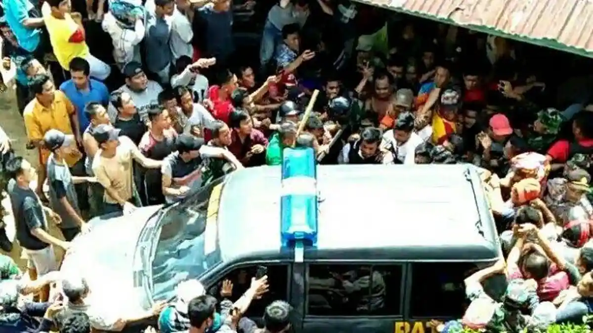 Komplotan yang Dikepung Warga Sungai Abang Ternyata Bukan Penculik Anak Tapi Pelaku Perampokan