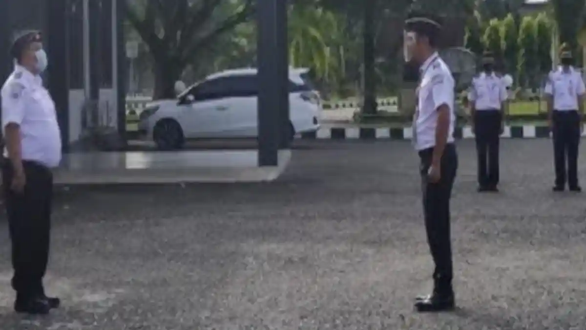 Bagi Masker dan Kampanye Kesehatan Meriahkan Harhubnas di Bandara CND Nagan Raya