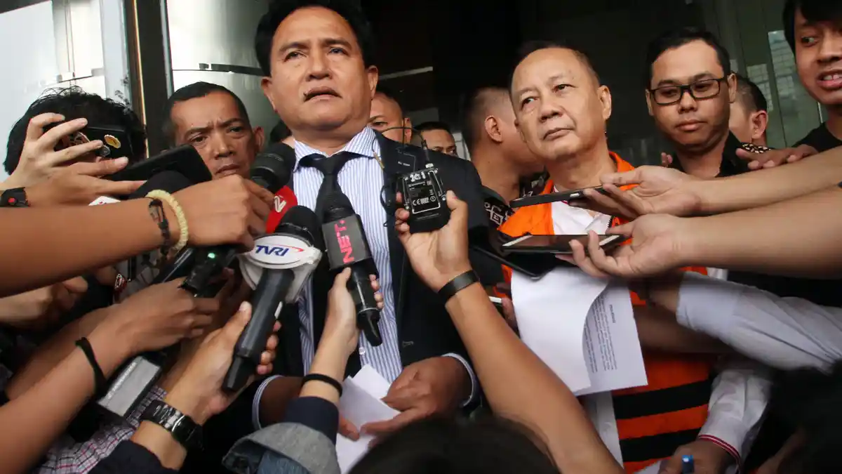 Yusril Siap Bantu Serikat Pekerja Uji Materi Perpres 20/2018 Tentang Tenaga Kerja Asing