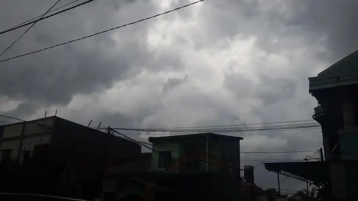 Sore Ini, Hujan Gerimis Guyur Gowa